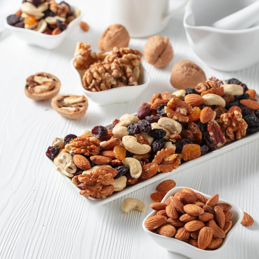 Yupik raw mix nuts, 1 lb, natural mixed nuts with almonds, walnuts, pistachios, cashews, and Brazil nuts, healthy snack, brown